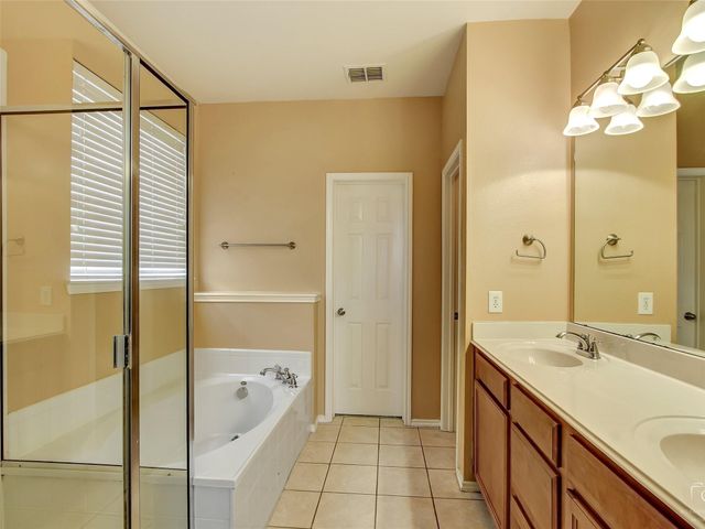 1023 Comfort Drive, Forney, TX 75126