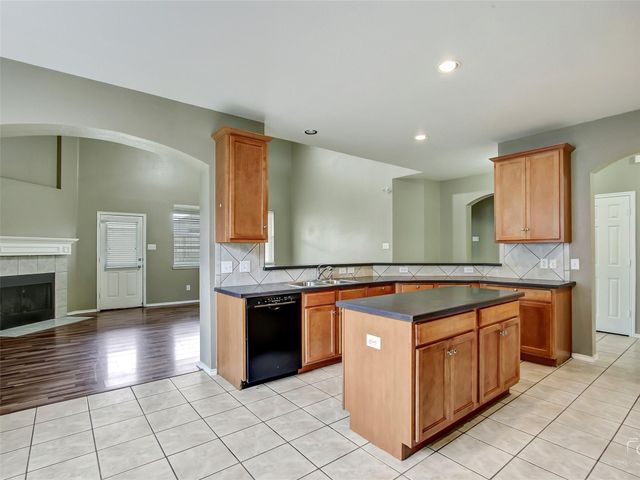 1023 Comfort Drive, Forney, TX 75126