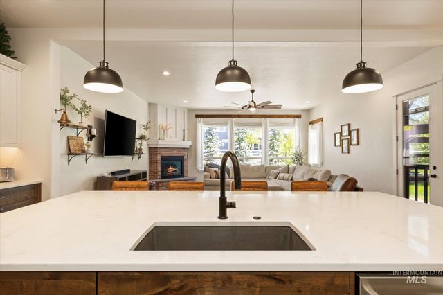 14060 N Quail Covey Way, Boise, ID 83714