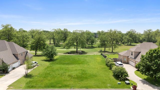 1204 Pioneer Trail, Bonham, TX 75418