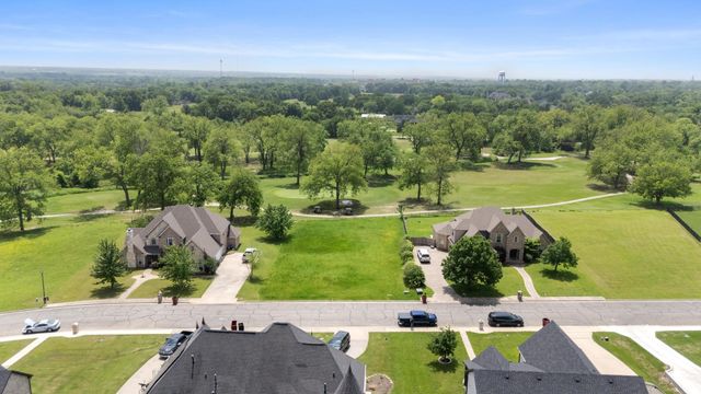 1204 Pioneer Trail, Bonham, TX 75418
