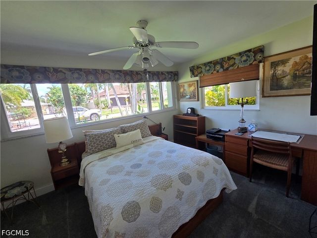 130 SW 58th ST, Cape Coral, FL 33914