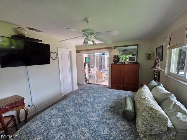 130 SW 58th ST, Cape Coral, FL 33914