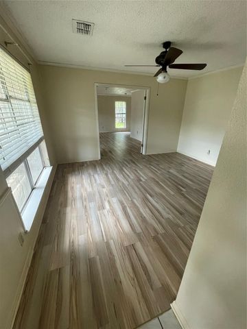 16526 Walnut Springs Lane, Magnolia, TX 77355