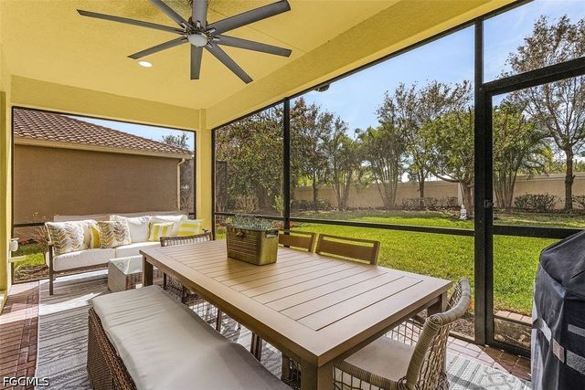 13528 Mandarin CIR, Naples, FL 34109
