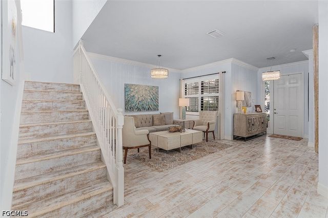 13528 Mandarin CIR, Naples, FL 34109