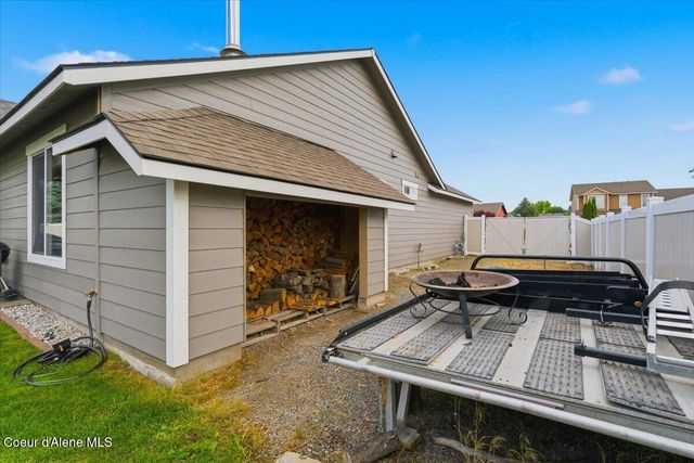 6825 W SOLDIER CREEK AVE, Rathdrum, ID 83858