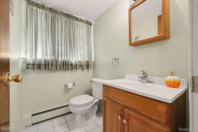 2553 Yorkshire Lane Lane, Bloomfield Charter Township, MI 48302