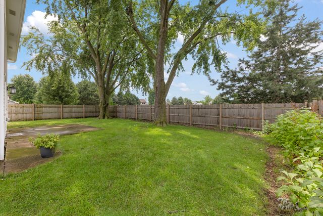 311 Thistle Drive, Bolingbrook, IL 60490