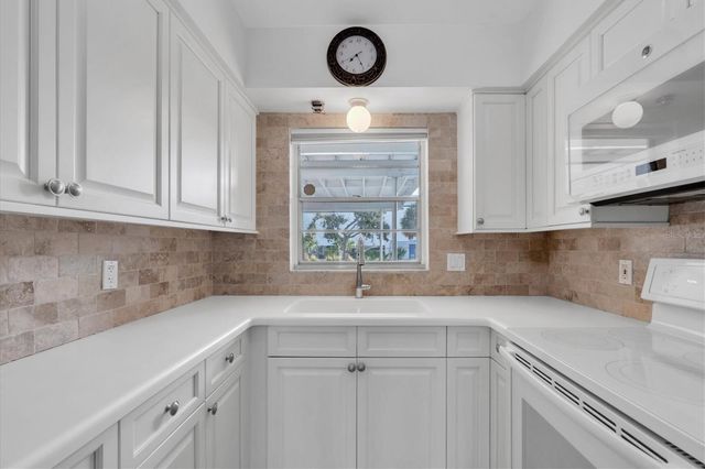 3717 46TH AVENUE S 6, St Petersburg, FL 33711