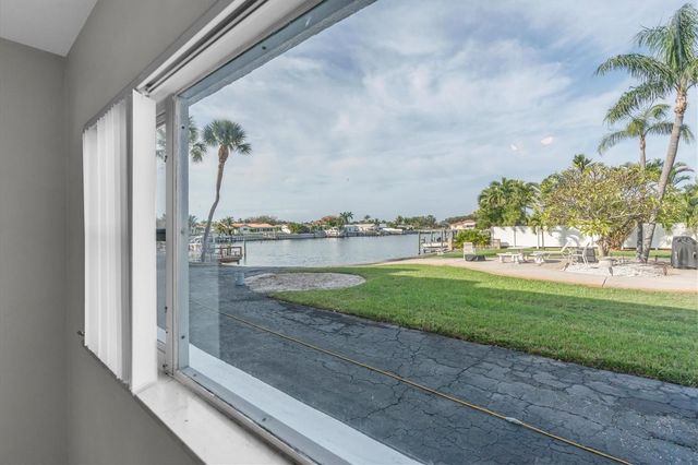 3717 46TH AVENUE S 6, St Petersburg, FL 33711