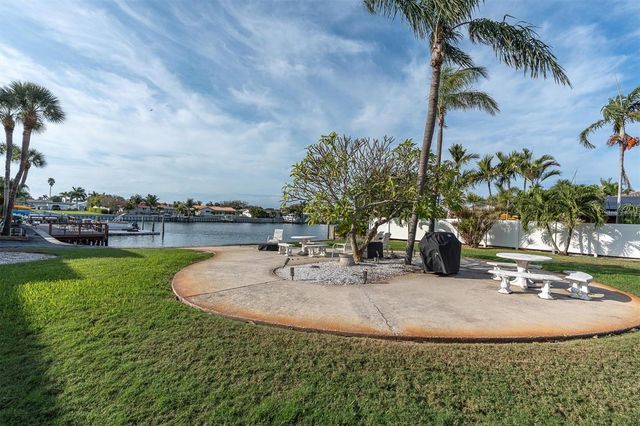 3717 46TH AVENUE S 6, St Petersburg, FL 33711