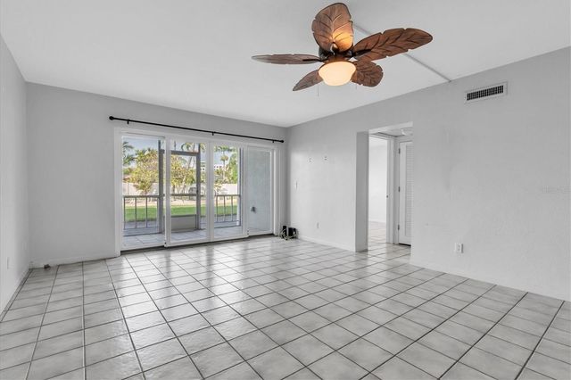 3717 46TH AVENUE S 6, St Petersburg, FL 33711