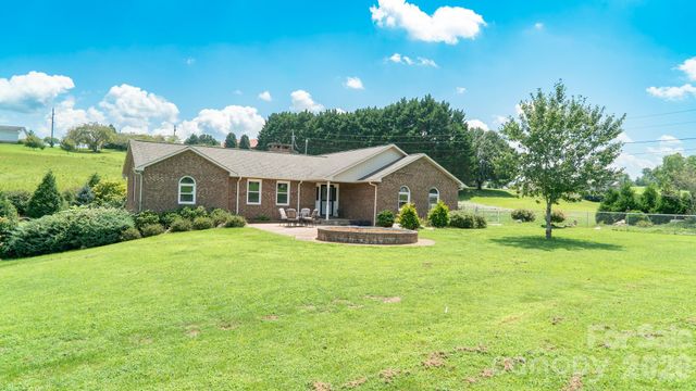 1633 Jamestown Road, Morganton, NC 28655