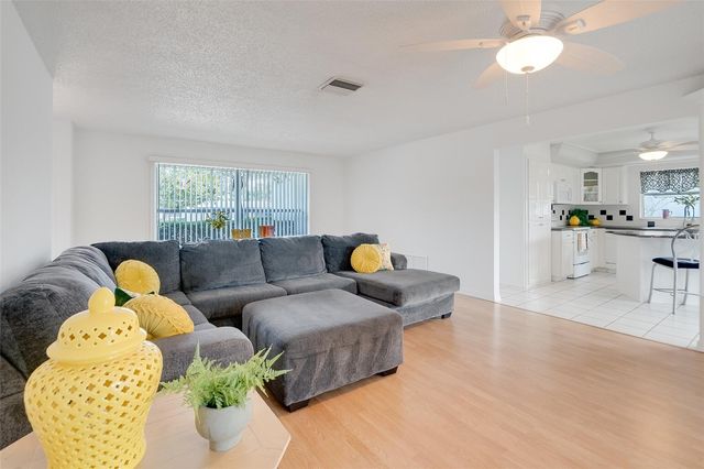 13840 94TH AVENUE, Seminole, FL 33776