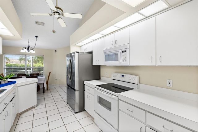 1442 KINSMERE DRIVE, Trinity, FL 34655