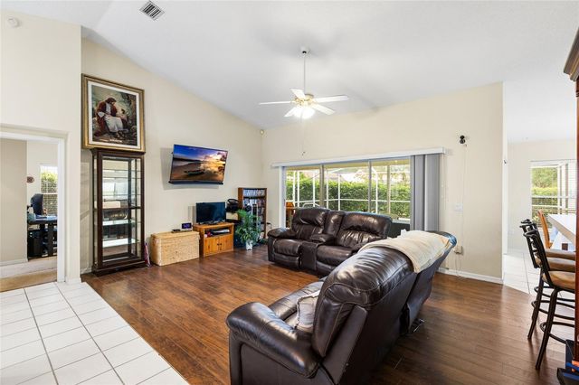 1442 KINSMERE DRIVE, Trinity, FL 34655