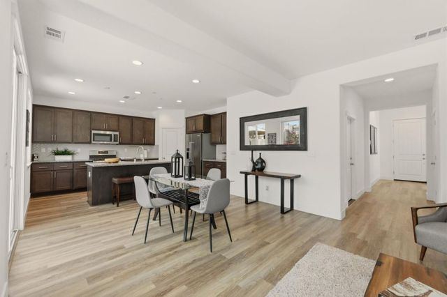 1207 Walker Peak Way, Hollister, CA 95023