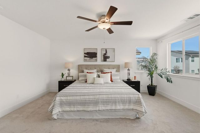 1207 Walker Peak Way, Hollister, CA 95023