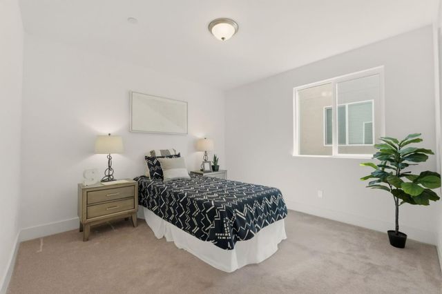 1207 Walker Peak Way, Hollister, CA 95023