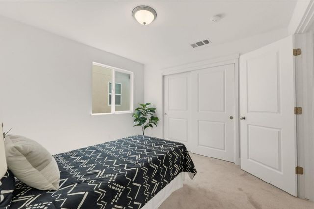 1207 Walker Peak Way, Hollister, CA 95023