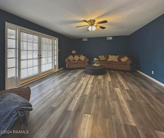 156 Magnifique Road, Breaux Bridge, LA 70517