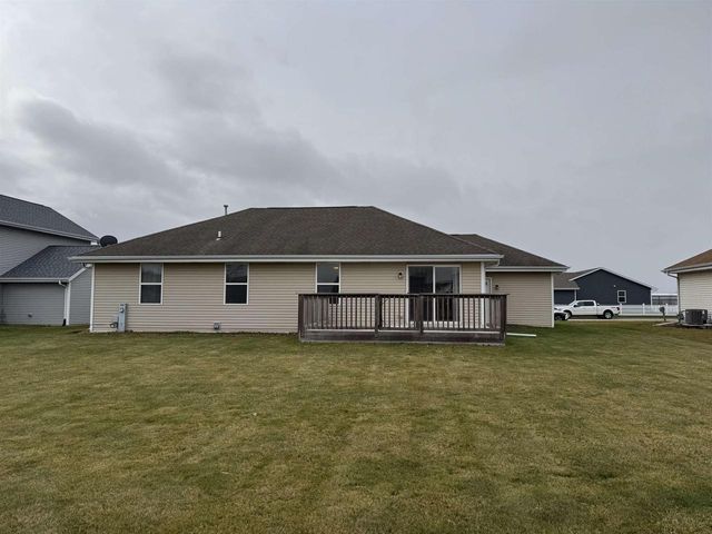 2655 Jerry Thomas Parkway, Beloit, WI 53511