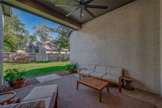 111 Liatris Court, Conroe, TX 77304