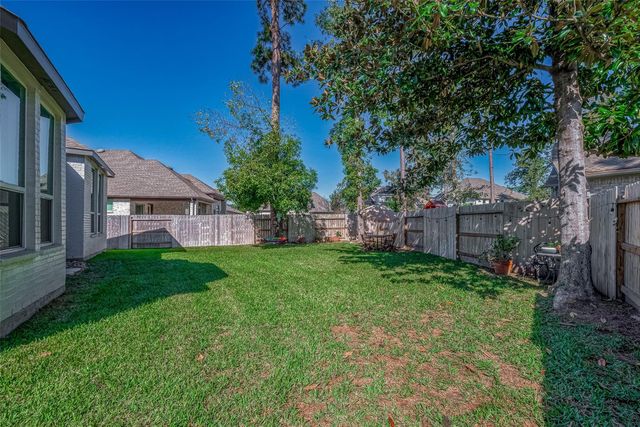 111 Liatris Court, Conroe, TX 77304