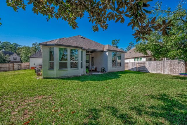 111 Liatris Court, Conroe, TX 77304