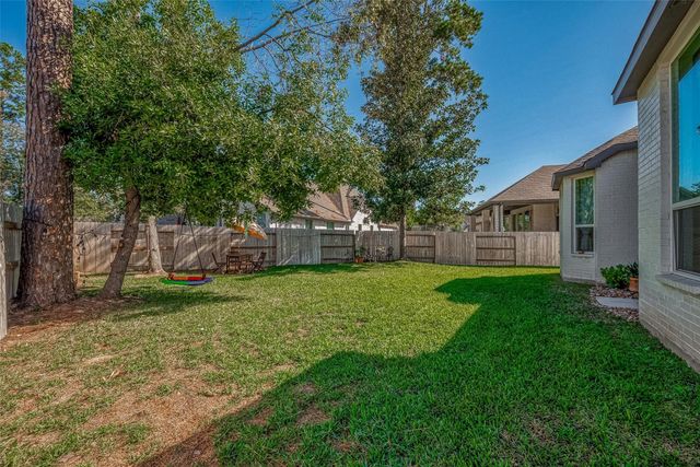 111 Liatris Court, Conroe, TX 77304