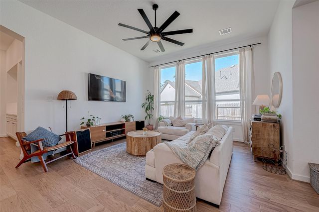 111 Liatris Court, Conroe, TX 77304