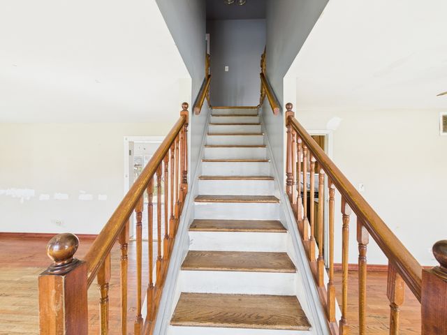 426 Norton Avenue, Glendale Heights, IL 60139