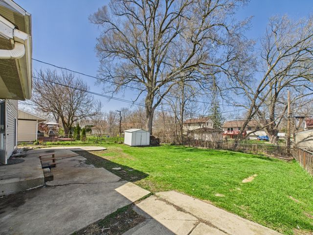 426 Norton Avenue, Glendale Heights, IL 60139