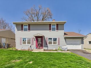 426 Norton Avenue, Glendale Heights, IL 60139