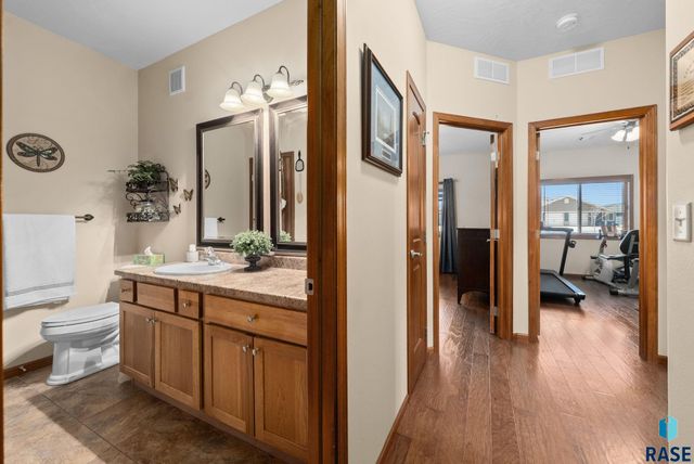 201 Emmett Trl Trail, Harrisburg, SD 57032