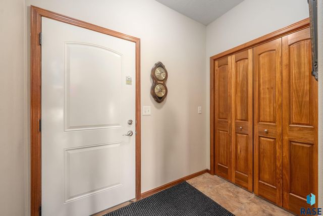 201 Emmett Trl Trail, Harrisburg, SD 57032