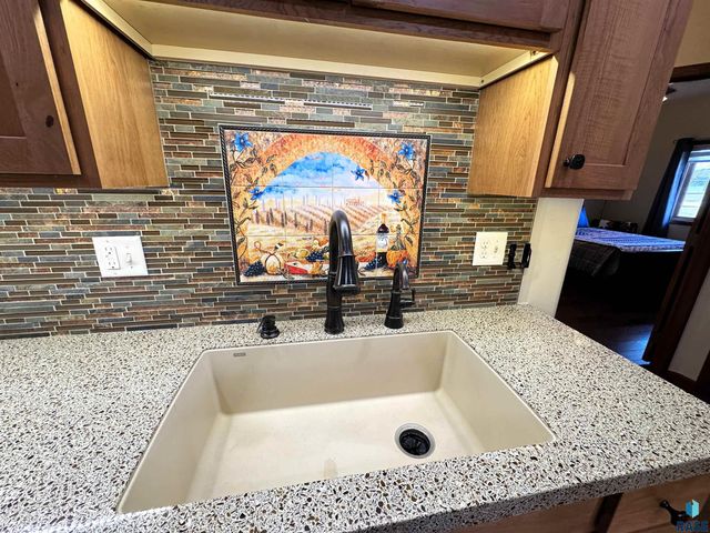 201 Emmett Trl Trail, Harrisburg, SD 57032