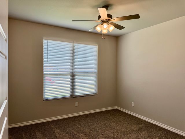 723 E 17th Street, Wolfforth, TX 79382