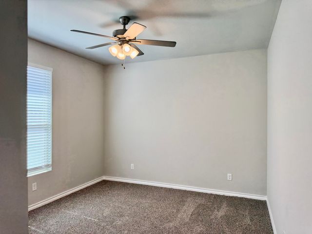 723 E 17th Street, Wolfforth, TX 79382