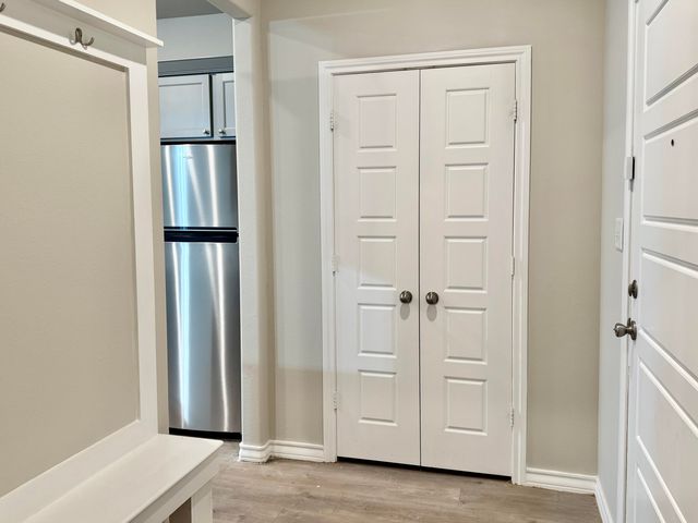 723 E 17th Street, Wolfforth, TX 79382