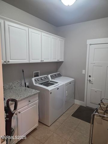 1145 Cheatgrass Drive, Dayton, NV 89403