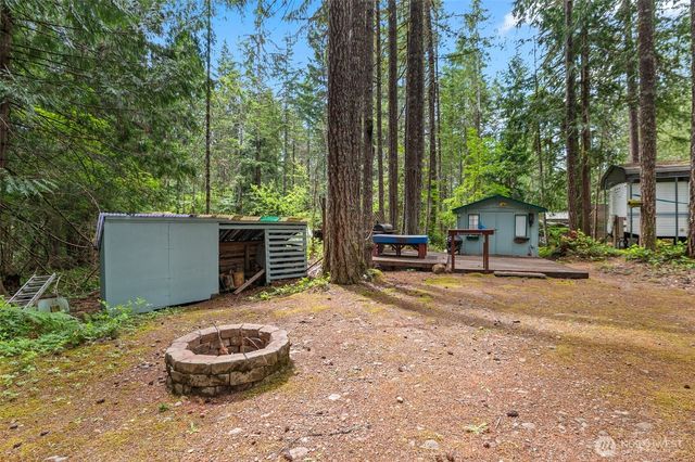 20 N Mount Jupiter Court, Hoodsport, WA 98548