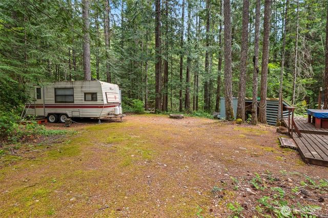 20 N Mount Jupiter Court, Hoodsport, WA 98548