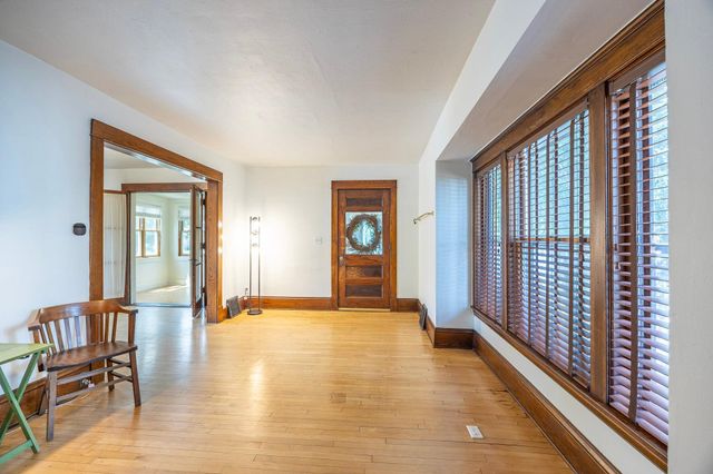 148 Wilder Street N, Saint Paul, MN 55104