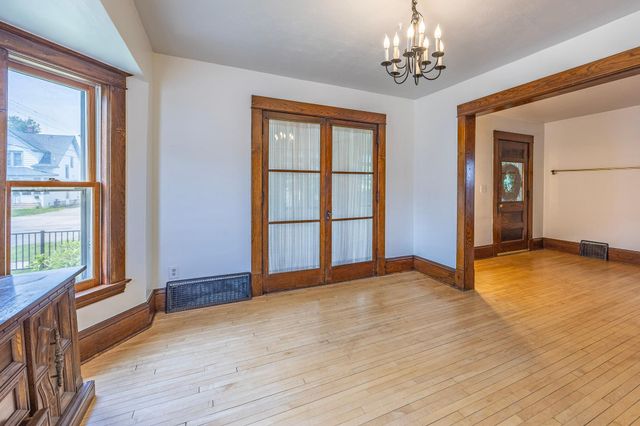 148 Wilder Street N, Saint Paul, MN 55104