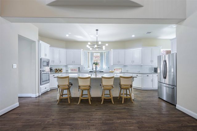 7524 Glenturret Circle, The Colony, TX 75056
