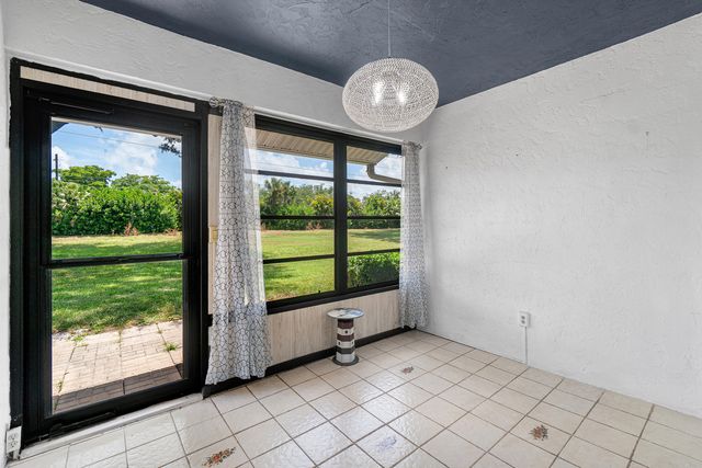 9945 PAPAYA TREE Trail B, Boynton Beach, FL 33436