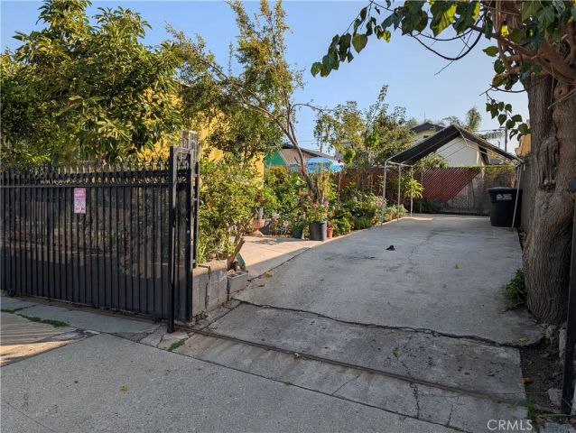 836 N Alma, City Terrace, CA 90063