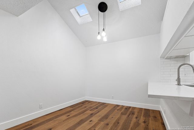 3042 Wood Cir, San Antonio, TX 78251